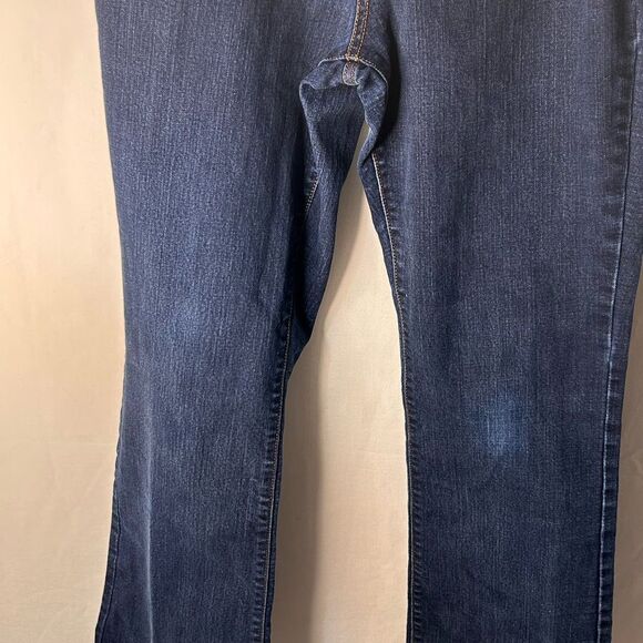 Old Navy Women’s Jeans The Sweet Heart Bootcut Blue Size 8 - Picture 14 of 16